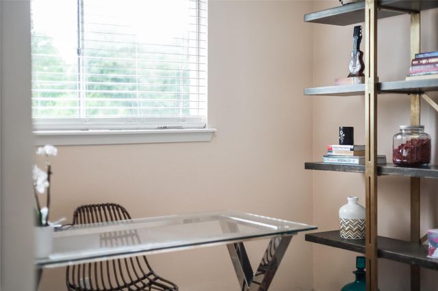 7300 Glenhill RD, Austin, TX 78752