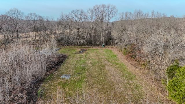 835 Mount Zion Rd, Decaturville, TN 38329