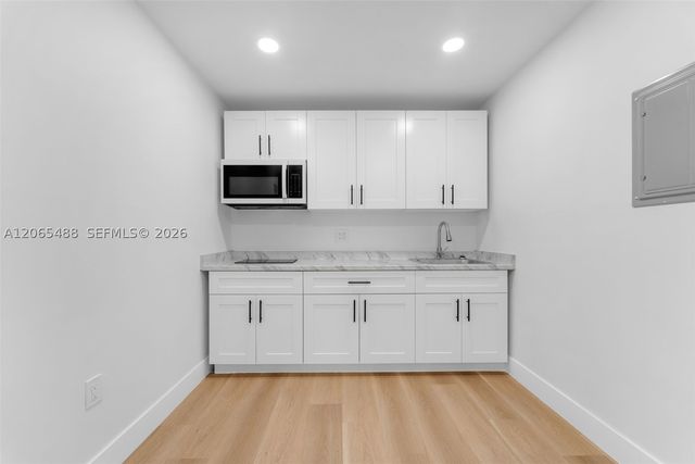 17915 NW 43rd Ct B, Miami Gardens, FL 33055