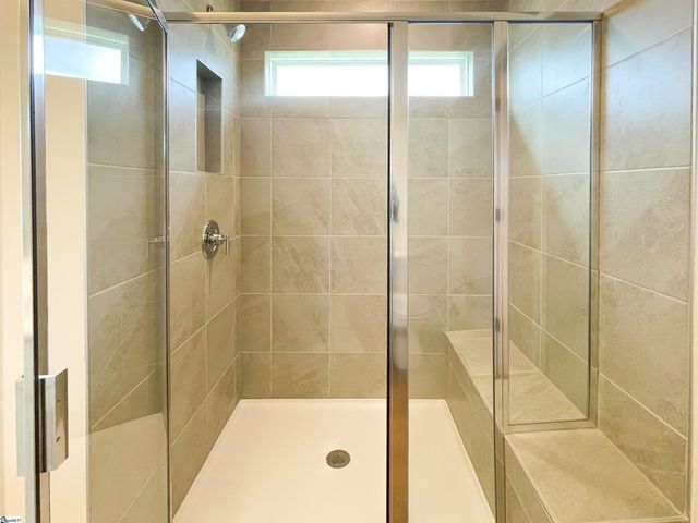 111 Pendergast Road, Greenville, SC 29605