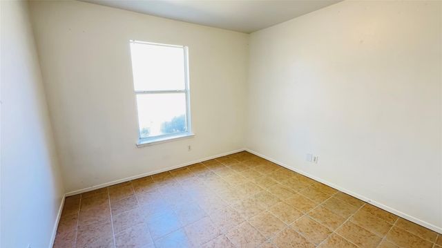7632 Livvie Meador Lane, Dallas, TX 75227