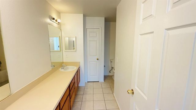 7632 Livvie Meador Lane, Dallas, TX 75227