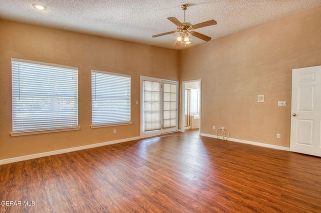 2258 Bill Horn Way, El Paso, TX 79936