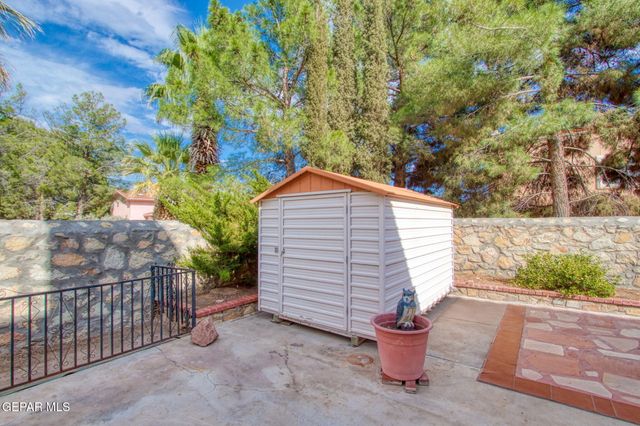 2258 Bill Horn Way, El Paso, TX 79936