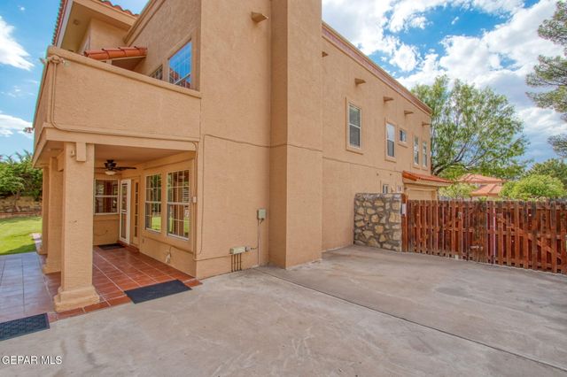 2258 Bill Horn Way, El Paso, TX 79936