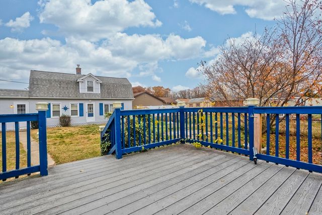 62 Jennings St, Chicopee, MA 01020