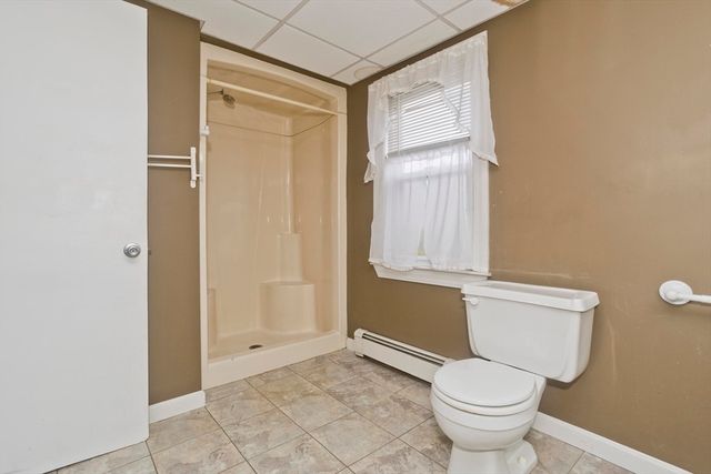 62 Jennings St, Chicopee, MA 01020