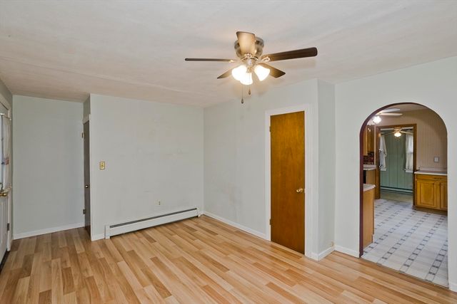 62 Jennings St, Chicopee, MA 01020