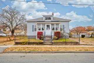 62 Jennings St, Chicopee, MA 01020