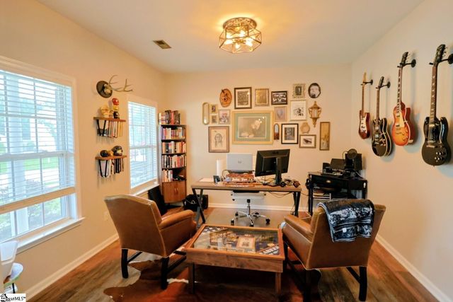 119 Berwick Court, Easley, SC 29642