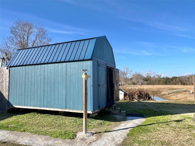 11920 32nd Street, Santa Fe, TX 77510