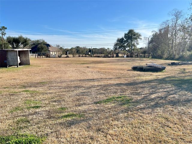 11920 32nd Street, Santa Fe, TX 77510