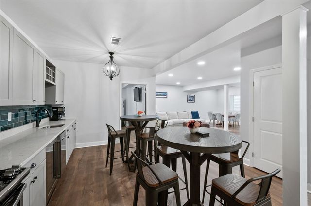 307 Harlequin Street, Cranberry Twp, PA 16066