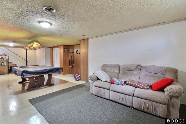 118 N Clarmar Avenue, Fremont, NE 68025