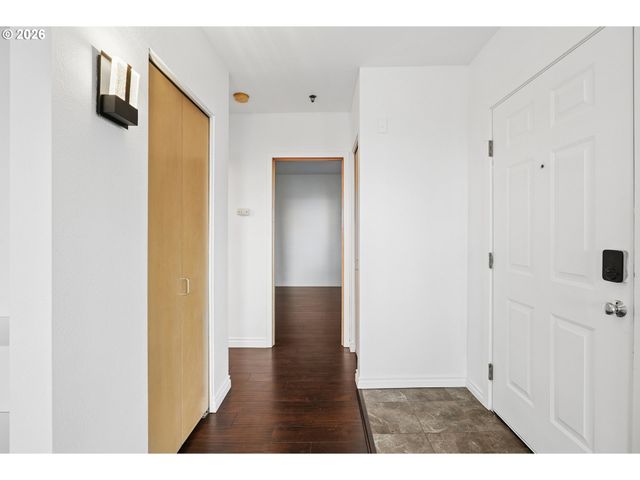 423 Nw UPTOWN Ter 1 B, Portland, OR 97210