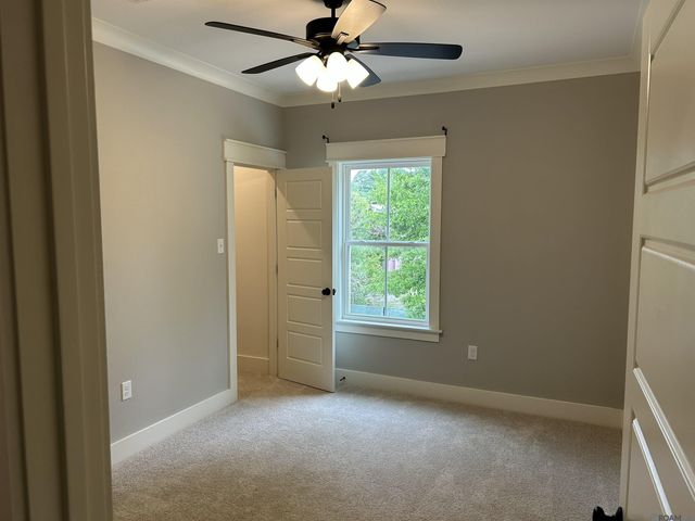 5704 Goodwood Crossing Ln, Baton Rouge, LA 70806