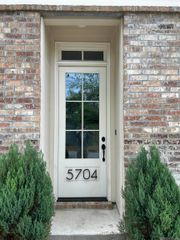 5704 Goodwood Crossing Ln, Baton Rouge, LA 70806