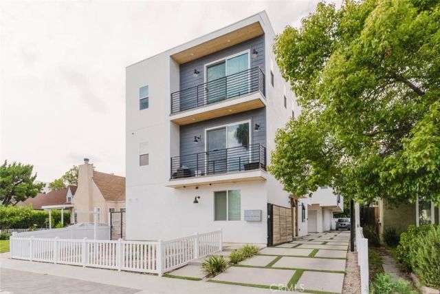 10853 Otsego Street, North Hollywood, CA 91601