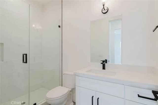 10853 Otsego Street, North Hollywood, CA 91601