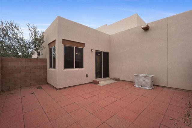 42 Victorio Peak, Santa Fe, NM 87508