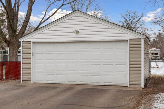 11349 Quinn Street NW, Coon Rapids, MN 55433