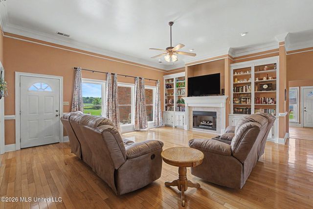 2578 Oak Crossing Drive, Hernando, MS 38632