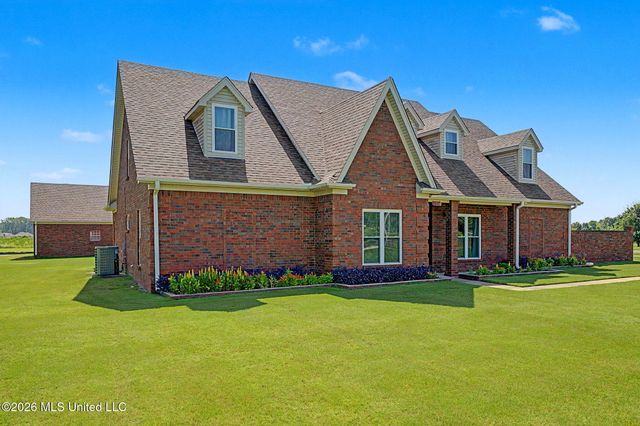 2578 Oak Crossing Drive, Hernando, MS 38632