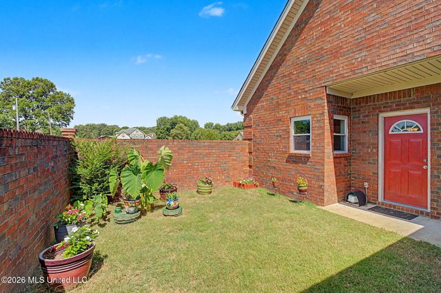 2578 Oak Crossing Drive, Hernando, MS 38632