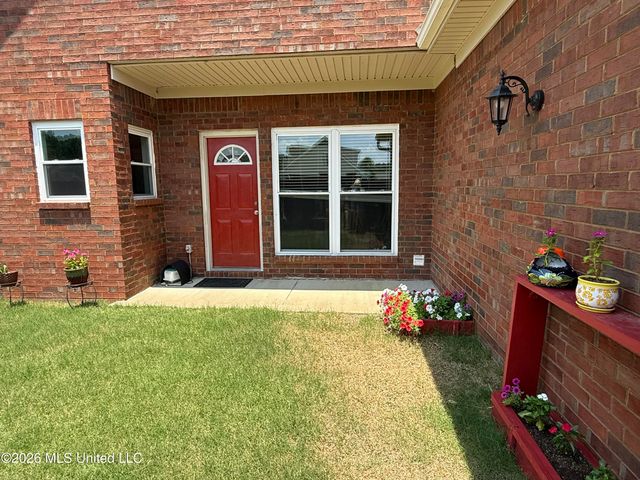 2578 Oak Crossing Drive, Hernando, MS 38632
