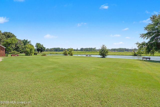 2578 Oak Crossing Drive, Hernando, MS 38632