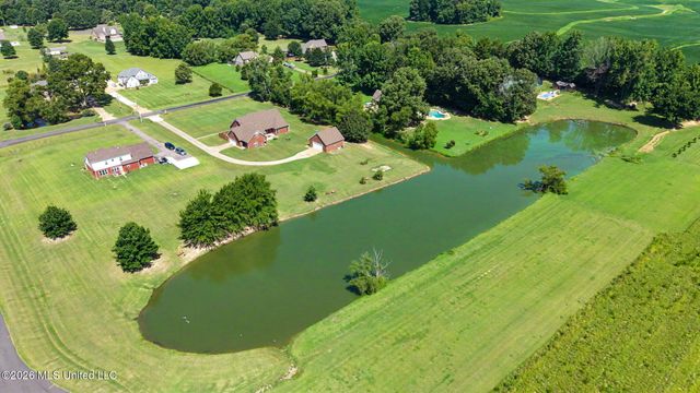 2578 Oak Crossing Drive, Hernando, MS 38632