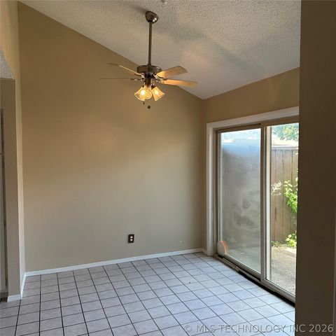 1120 S 110 Avenue E 12-2C, Tulsa, OK 74128