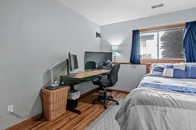 1347 Benson Boulevard E, Stillwater, MN 55082