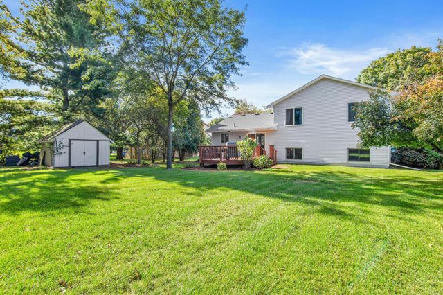1347 Benson Boulevard E, Stillwater, MN 55082