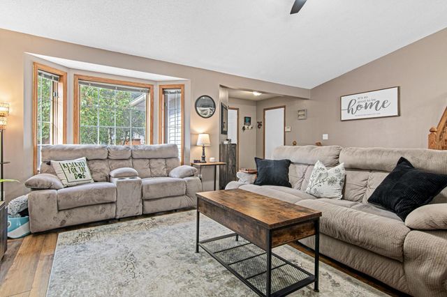 1347 Benson Boulevard E, Stillwater, MN 55082