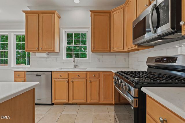 117 Drakewood Place, Cary, NC 27518