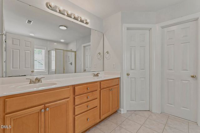 117 Drakewood Place, Cary, NC 27518