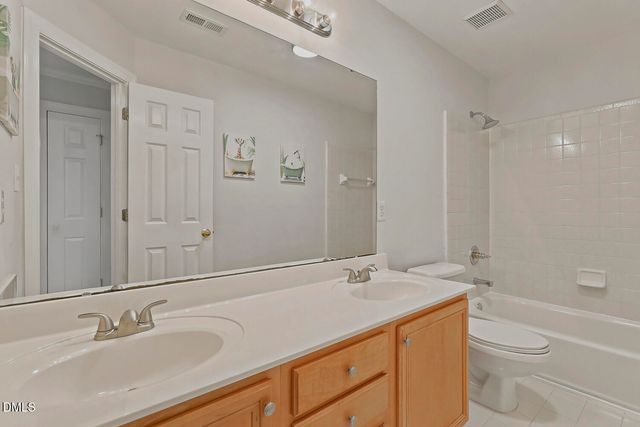 117 Drakewood Place, Cary, NC 27518