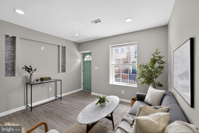 1746 S TAYLOR ST, Philadelphia, PA 19145