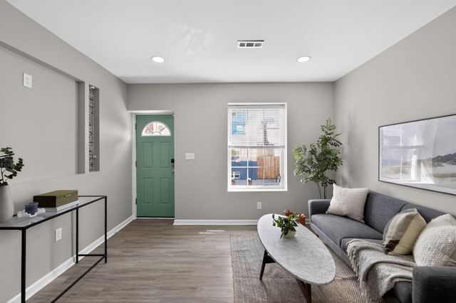 1746 S TAYLOR ST, Philadelphia, PA 19145