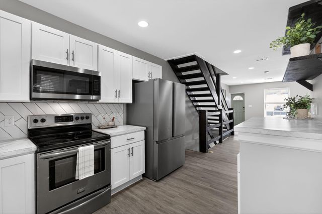 1746 S TAYLOR ST, Philadelphia, PA 19145