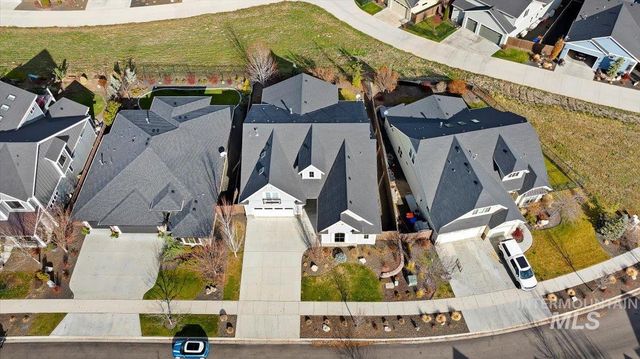 4704 W Barnview Drive, Boise, ID 83714