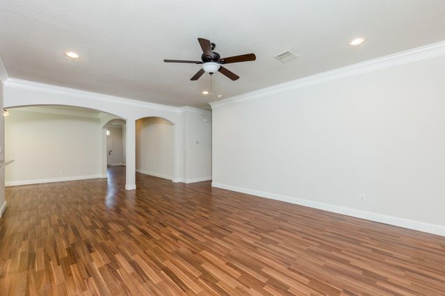 3111 County Road 81, Rosharon, TX 77583