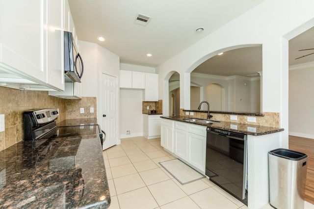 3111 County Road 81, Rosharon, TX 77583