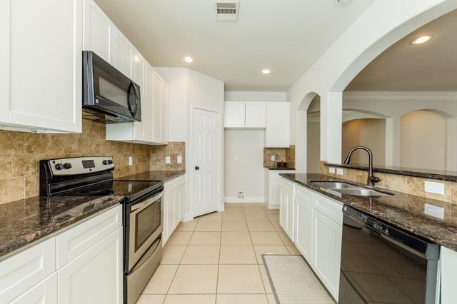 3111 County Road 81, Rosharon, TX 77583