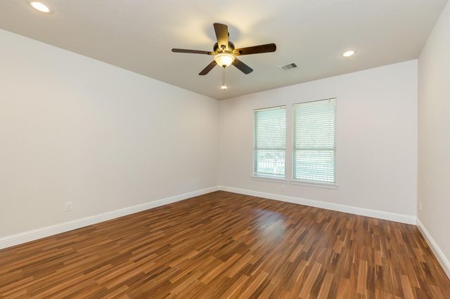 3111 County Road 81, Rosharon, TX 77583