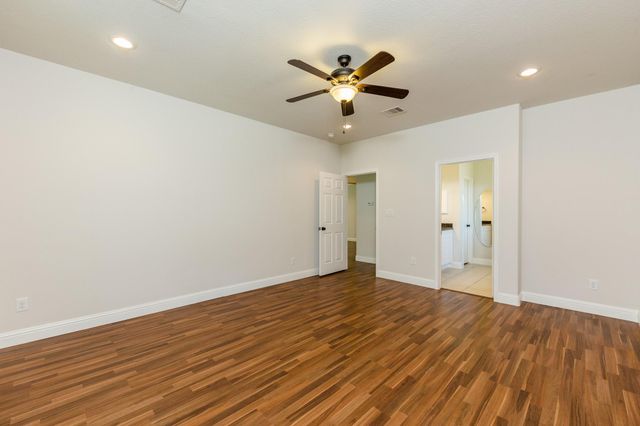 3111 County Road 81, Rosharon, TX 77583