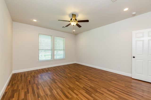 3111 County Road 81, Rosharon, TX 77583