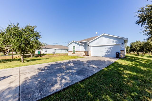 3111 County Road 81, Rosharon, TX 77583