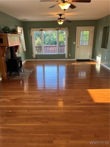 6293 East Lake Road, Newfane, NY 14028